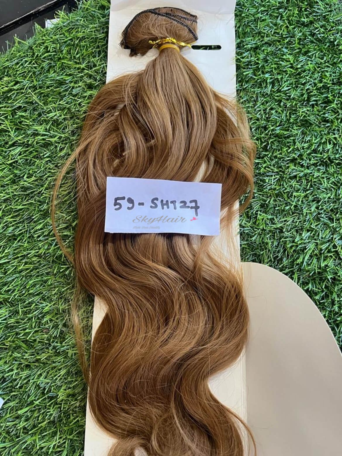 6 Pieces 13 Clips Set 24 Inch Light Curly/Wavy Blonde Matte Finish Hair Extensions 130 grams