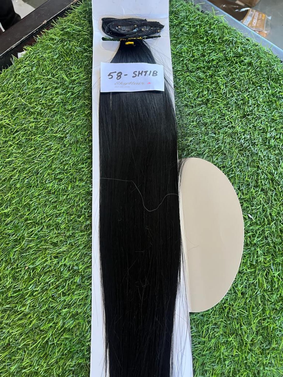6 Pieces 13 Clips Set 26 Inch Straight Matte Black Hair Extensions 130 grams