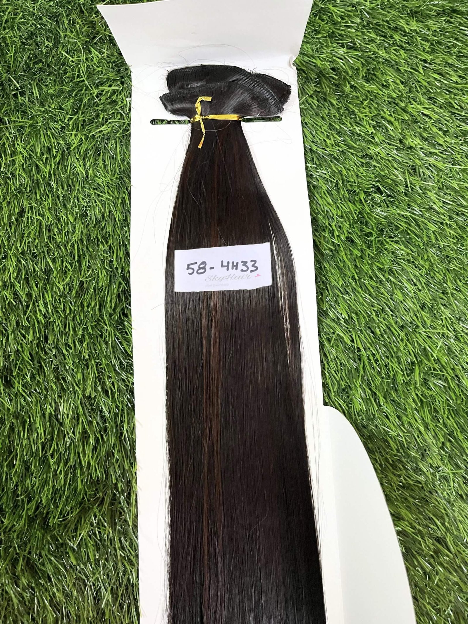 6 Pieces 13 Clips Set 26 Inch Straight Brown with Maroon Highlights Matte Finish Hair Extensions 130 grams